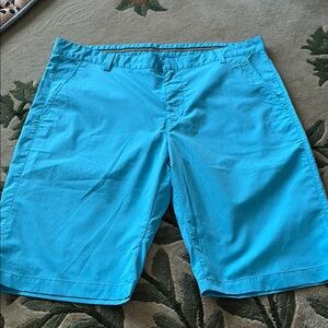 Cross Men's Tech Blue Golf Shorts